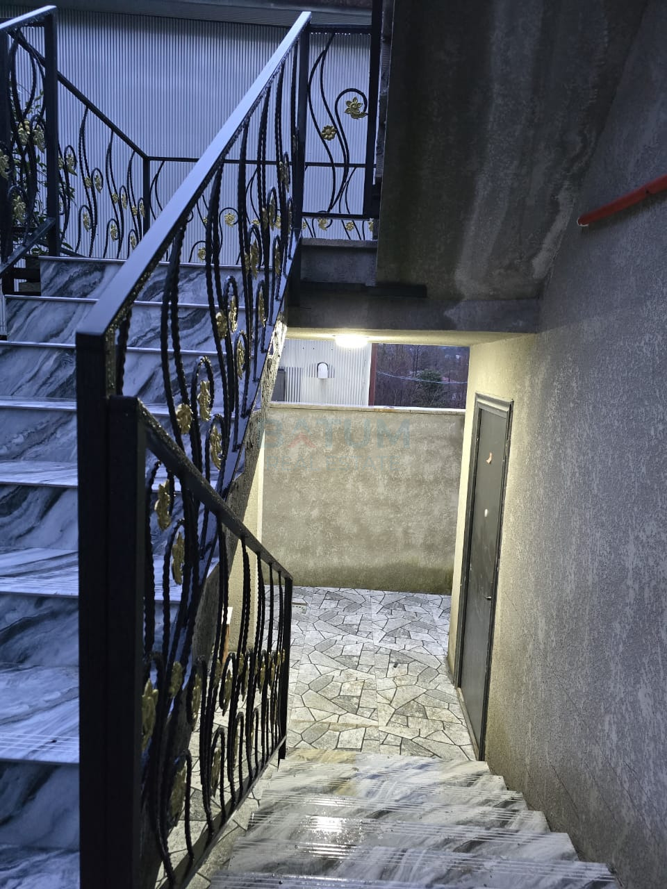 960