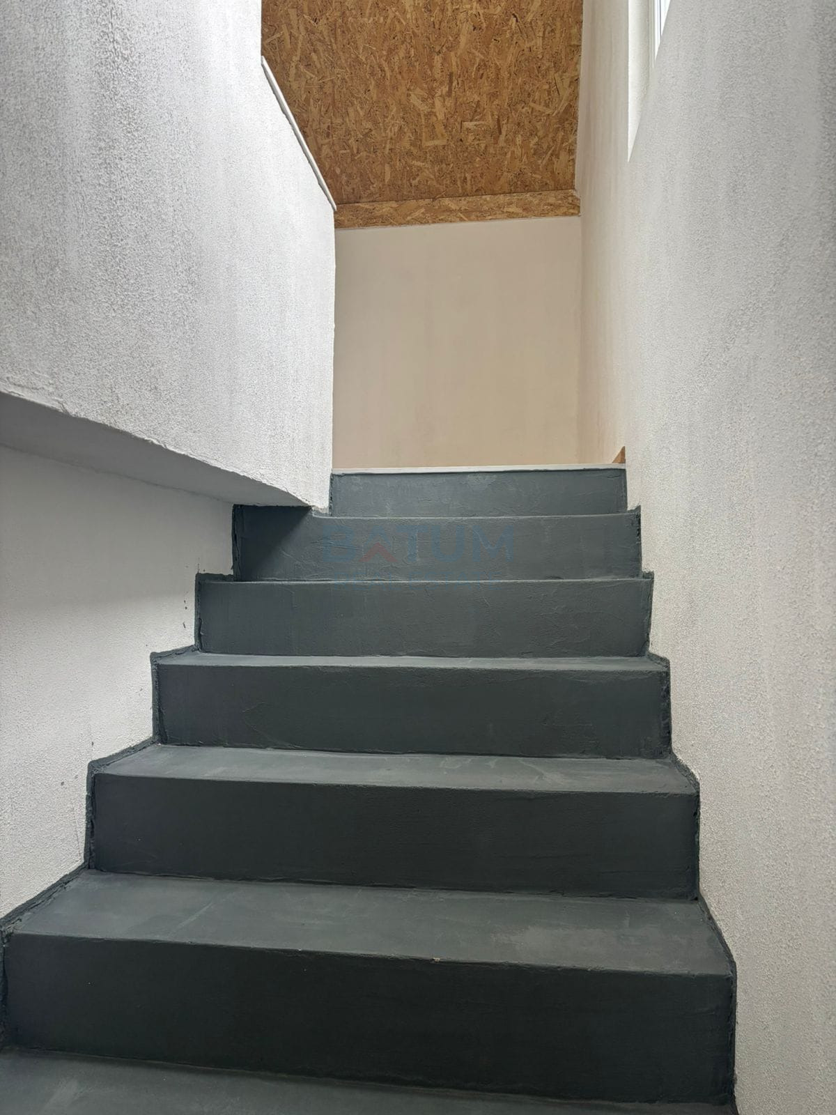 1200