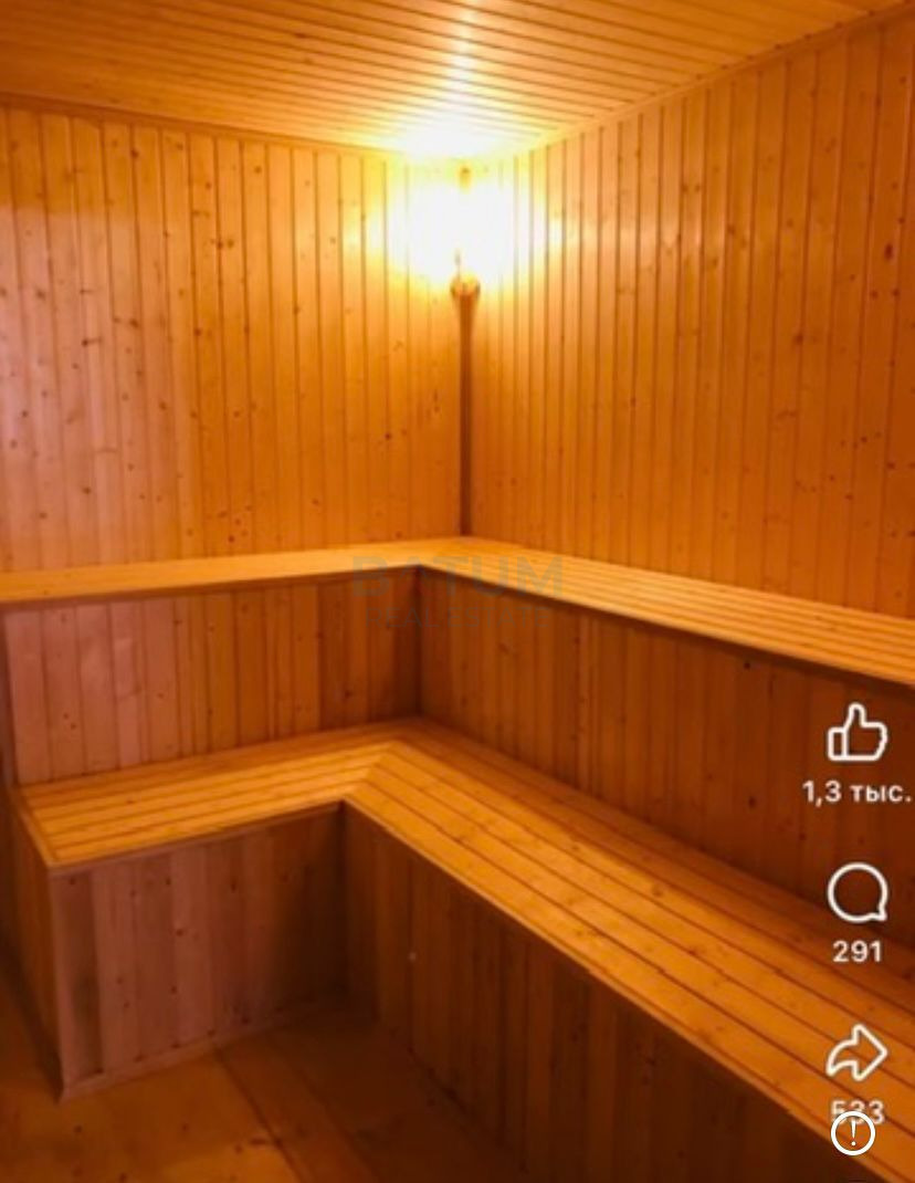 828
