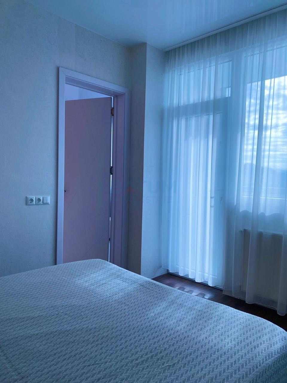960