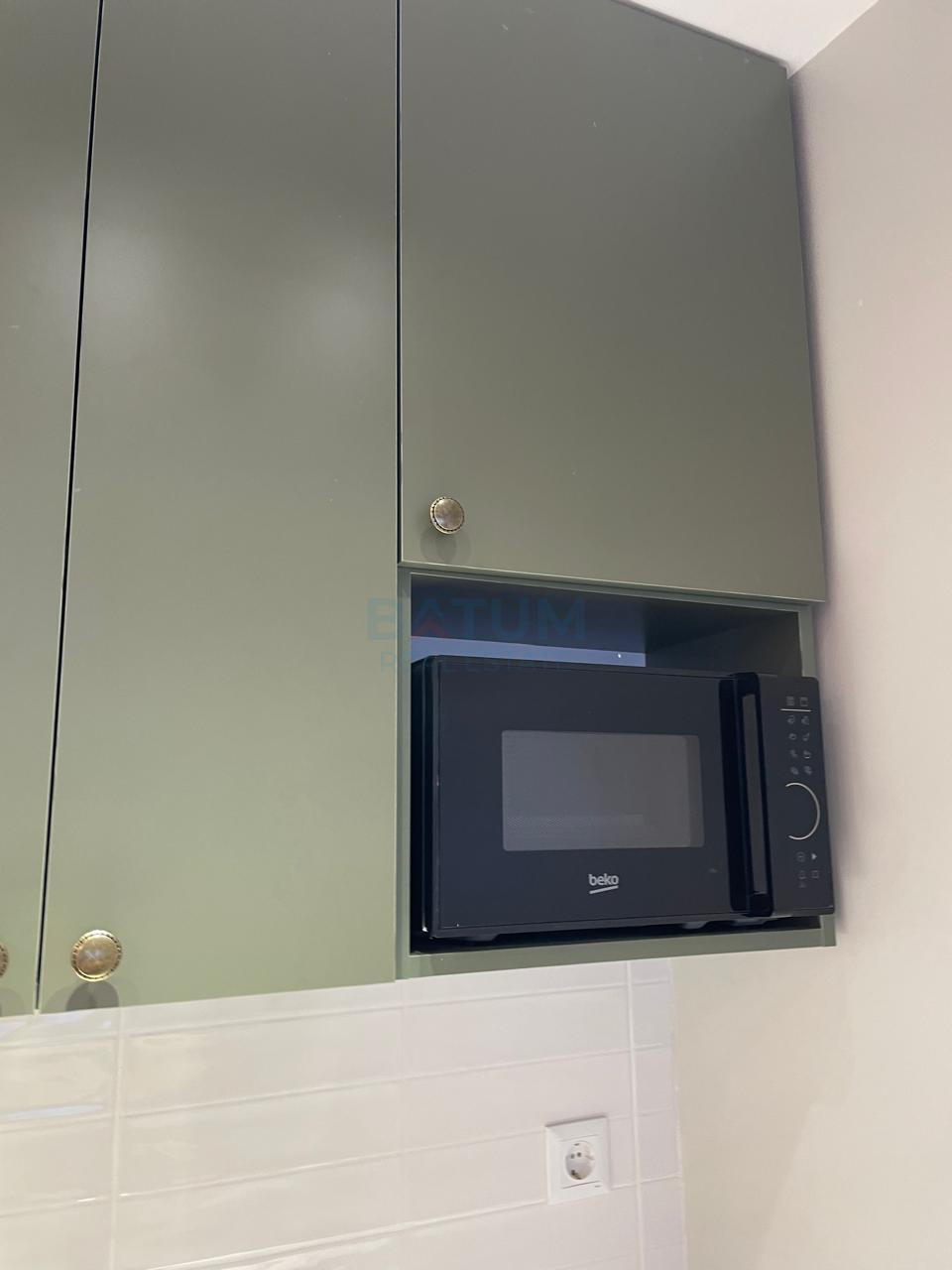 960